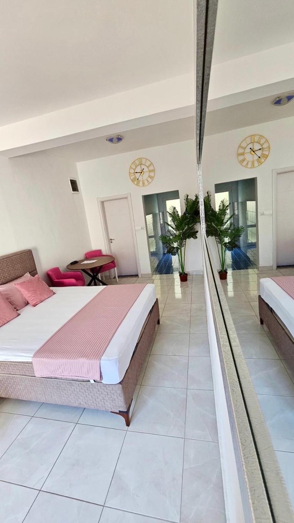 Banicevic Apartmani Thenovici Exterior photo