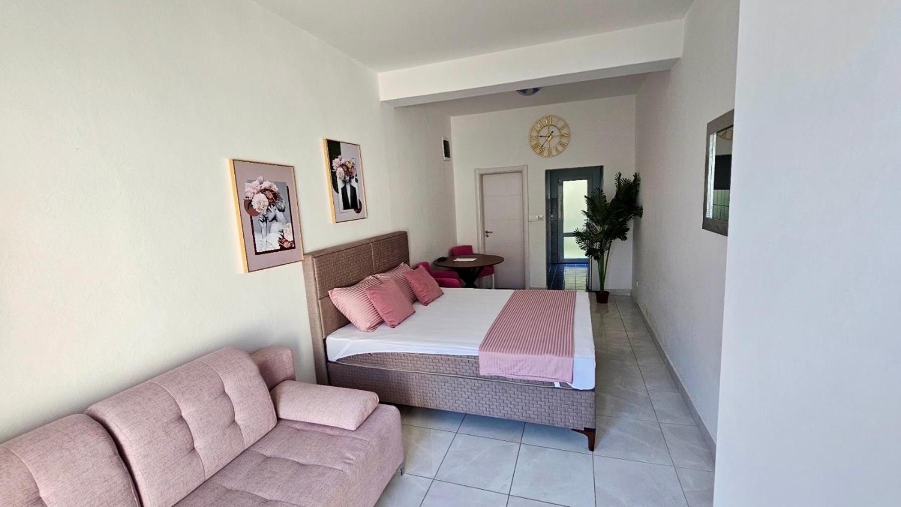 Banicevic Apartmani Thenovici Exterior photo